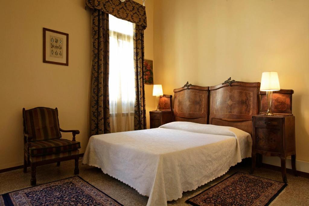 לינה וארוחת בוקר ונציה Palazzo Minelli מראה חיצוני תמונה