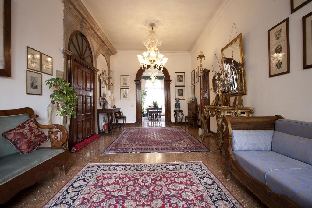 לינה וארוחת בוקר ונציה Palazzo Minelli מראה חיצוני תמונה